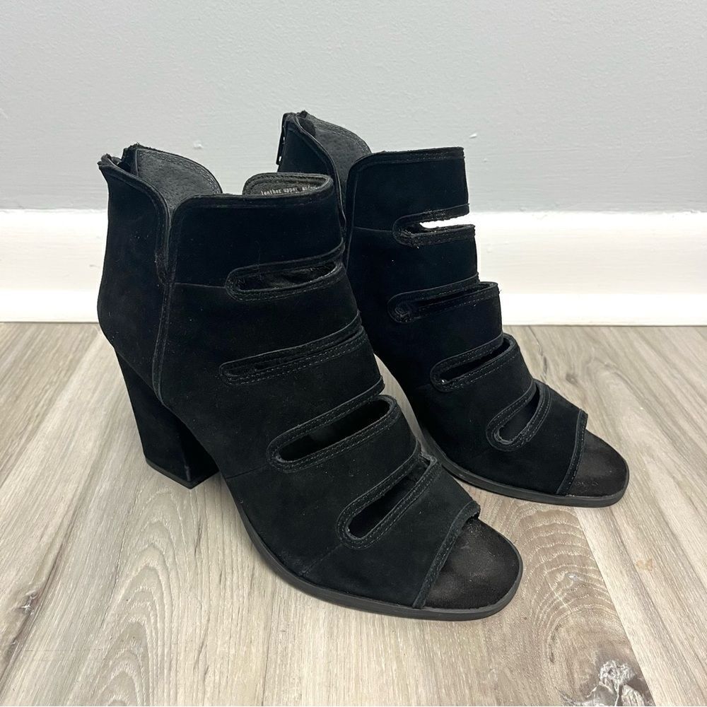 Seychelles Herls Women's 7 for‎ Anthropologie Lagoon Black Suede Leather Cage